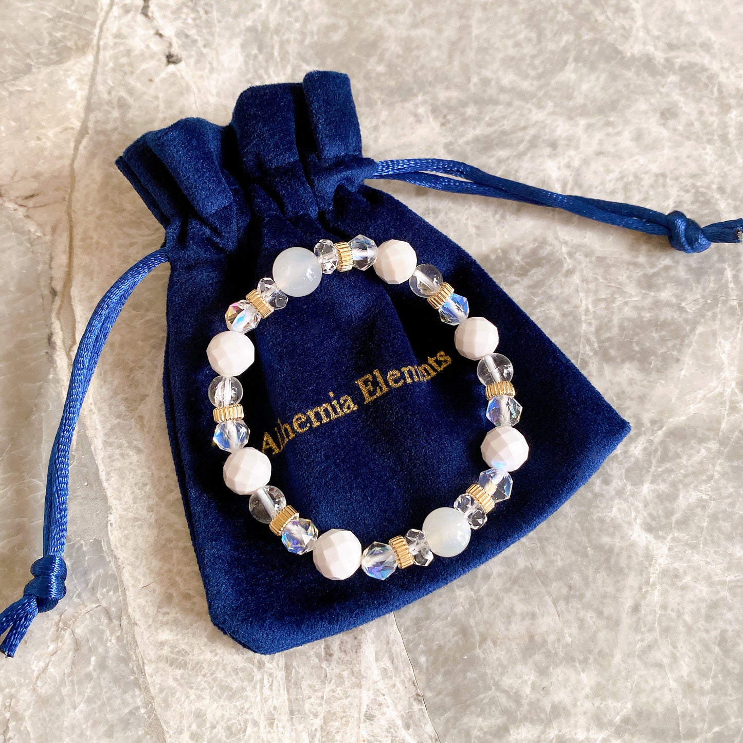 【新春・3日間限定】《白の女神》耳飾りセット