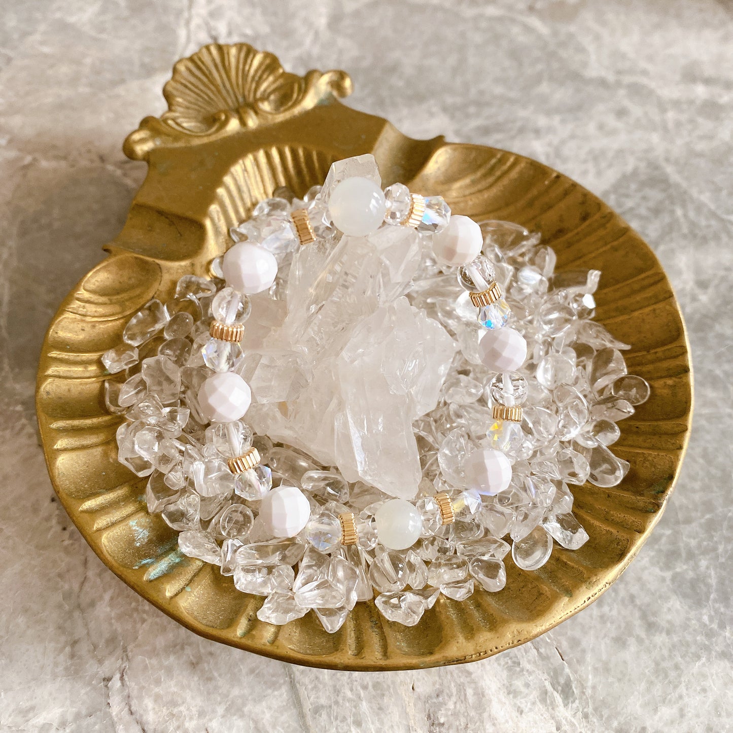 【新春・3日間限定】《白の女神》耳飾りセット