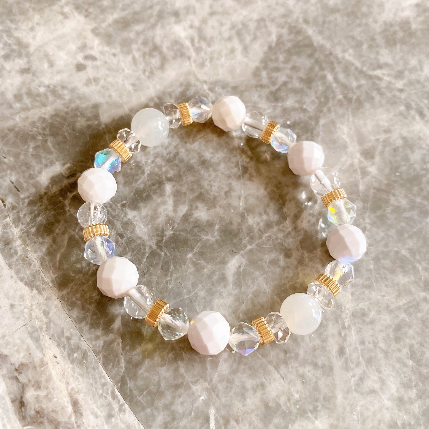 【新春・3日間限定】《白の女神》耳飾りセット