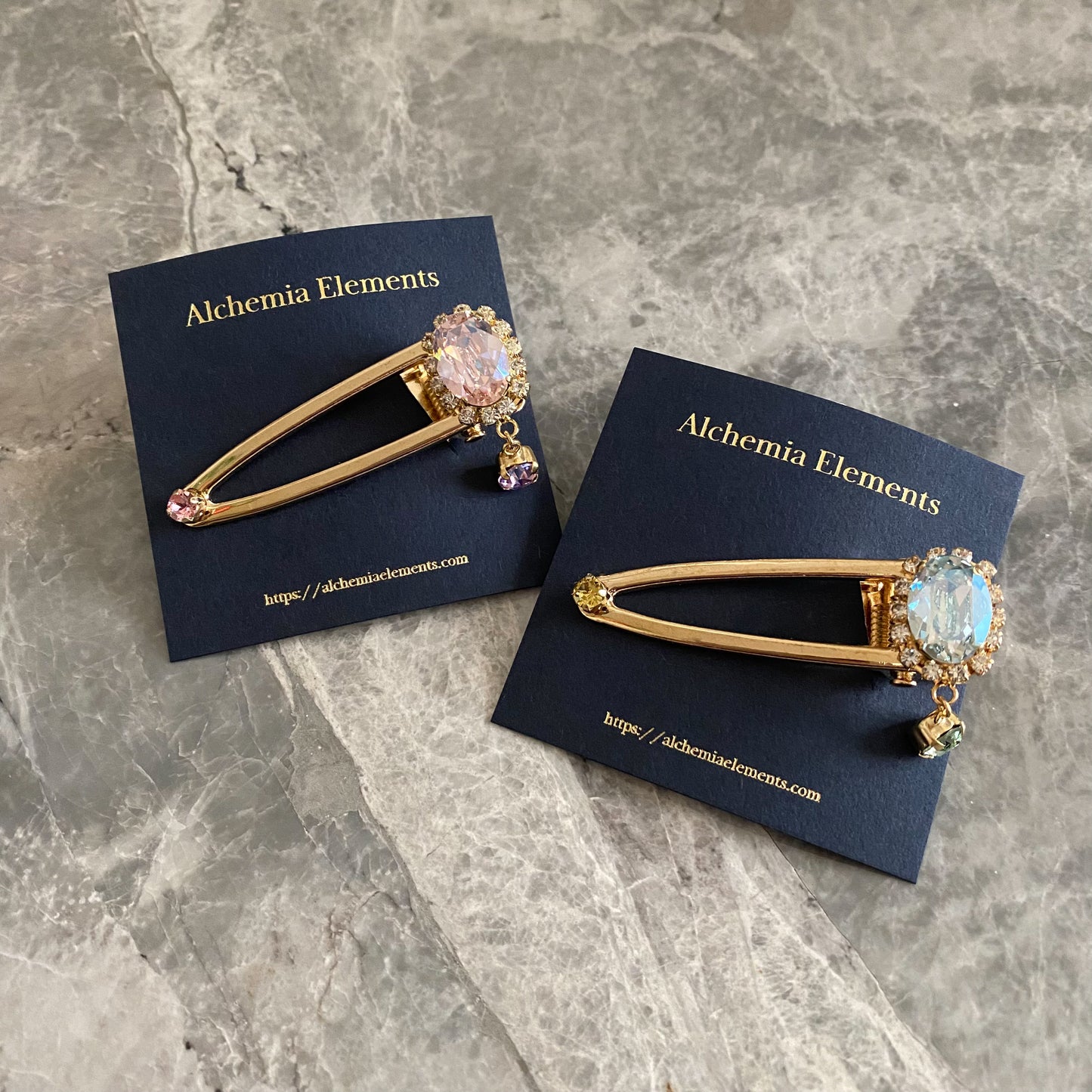 【数量限定】揺れる光のきらめき｜スワロフスキークリスタル｜ヘアクリップ（限定・新緑グリーンカラー）