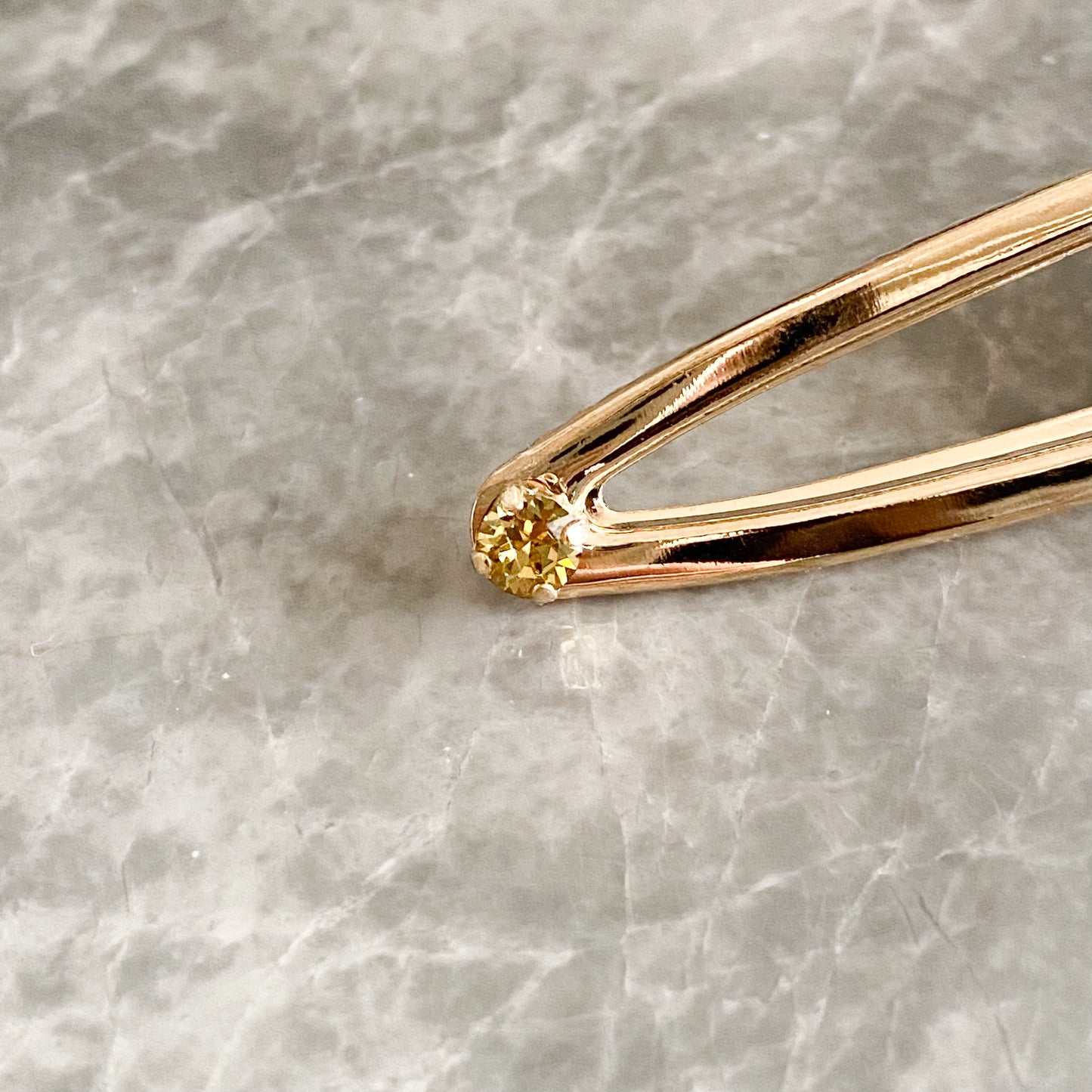 【数量限定】揺れる光のきらめき｜スワロフスキークリスタル｜ヘアクリップ（限定・新緑グリーンカラー）