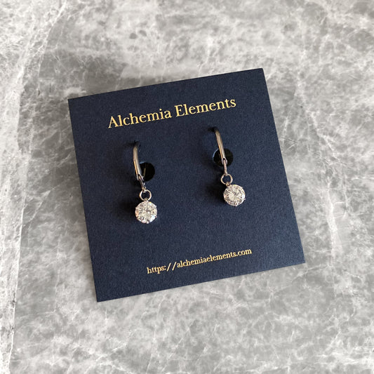 【Astra】5Aランクジルコニア・ピアス/イヤリング｜4月誕生石｜待受画像付｜サージカルステンレス